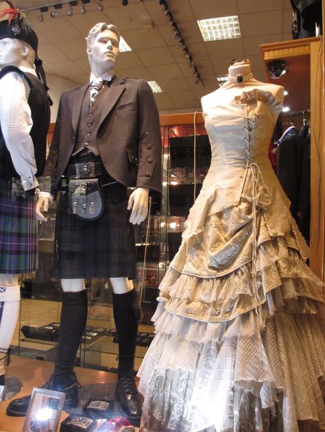 Traditional Scottish Wedding Dress, Scottish Wedding Attire, Scottish Wedding Dress, Tartan Wedding Dress, Scottish Wedding Dresses, Scotland Heritage, Wedding Kilt, Wedding Scottish, Scottish Weddings