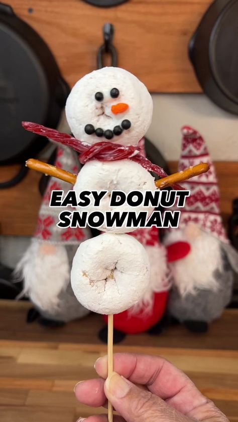 EASY SNOWMAN DONUTS! #snowman #christmasdesserts #christmasiscoming #christmas2023countdown #christmasmadeeasy #winter #holidays #classparty #partytime #donuts #donutlover | Easy Recipes Plus Lifestyle, Business & Weight Loss Coaching | Easy Recipes Plus Lifestyle, Business & Weight Loss Coaching · Original audio Donut Snowman, Sledding Party, Snowman Donuts, Winter Snack, Easy Donuts, Snowman Craft, Donut Holes, Lifestyle Business, Kids Zone