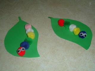 Inchworm craft Inch Worm Craft, Inchworm Craft, Worm Craft, Phonics Crafts, Rainbow Preschool, Worm Crafts, Inch Worm, Zoo Phonics, Spring Crafts Preschool