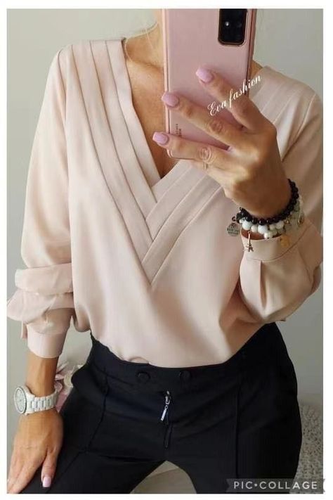 Women Blouses Fashion 2023, Shomiz Blouses Style, Shomiz Blouses, Blouse Casual Fashion, Women Blouses Fashion, Kurta Neck Design, Fashion Tops Blouse, Fashion Design Clothes, Blouse Styles