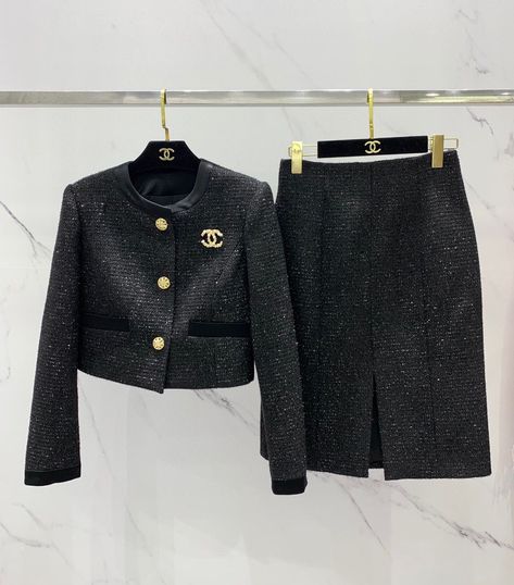 click "go to" in the pin to order Short Semi Formal Dresses, Chanel Style Jacket, Tops Stylish, Tweed Cardigan, Tweed Outfit, Chic Tops, 2000s Fashion Outfits, Beauty Dress, Chanel Vintage