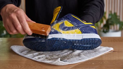 HOW TO CLEAN NIKE DUNK LOW Dunks Laces, Nike Dunk Lows, Dunk Lows, Sneaker Cleaner, Low Dunks, Only Shoes, Microfiber Towel, Nike Dunk Low, Dunk Low