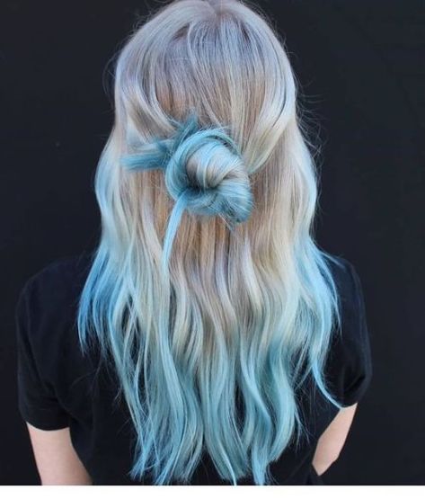 15 Hair Color Ideas For Blondes - Society19 Blue And Blonde Hair, Blue Tips Hair, Blue Balayage, Blonde And Blue Hair, Pride Hair, Blue Ombre Hair, Light Blue Hair, Teal Hair, Hair Chalk