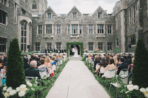 Hart House, Wedding Toronto, Places To Get Married, Venue Decor, University Of Toronto, Toronto Wedding, Ceremony Location, Outdoor Wedding Venues, Wedding Photography And Videography