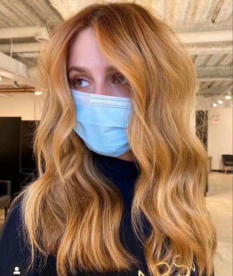 Copper Blonde Dimensional Hair, Ginger Hair With Blonde Balayage, Strawberry Blonde Dark Roots, Blonde To Ginger Before And After, Blonde To Red Hair Before And After, Honey Red Hair, Copper Strawberry Blonde, Ginger Balayage, Strawberry Blonde Balayage