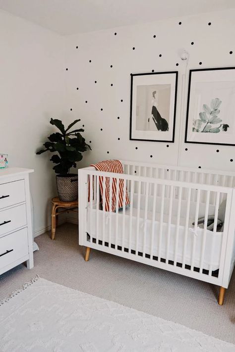 Nursery Ideas Neutral, Small Room Nursery, Nursery Makeover, Gender Neutral Baby Nursery, Baby Nursery Inspiration, Baby Room Neutral, Polka Dot Walls, Wall White, Nursery Room Design