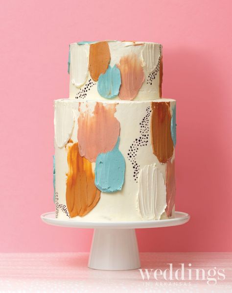 Two Sided Cake, Smeared Cake Design, Abstract Cake Design, Bolo Buttercream, Buttercream Painted Cakes, Painted Cake, Abstract Palette Knife Cake, Painted Buttercream Cake, Hand Painted Buttercream Cake