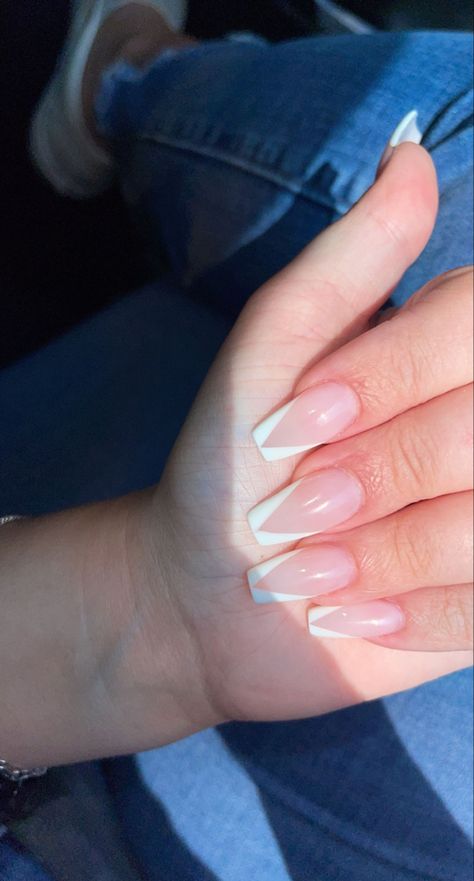 V Shaped Acrylic Nails, Graduation Nails Coffin Short, Angle French Nails, Chevron French Tip Nails Coffin, Square V French Tip Acrylic Nails, V Tip Short Nails, Almond Nails V French Tip, French Yup Nails, Angled Tip Nails