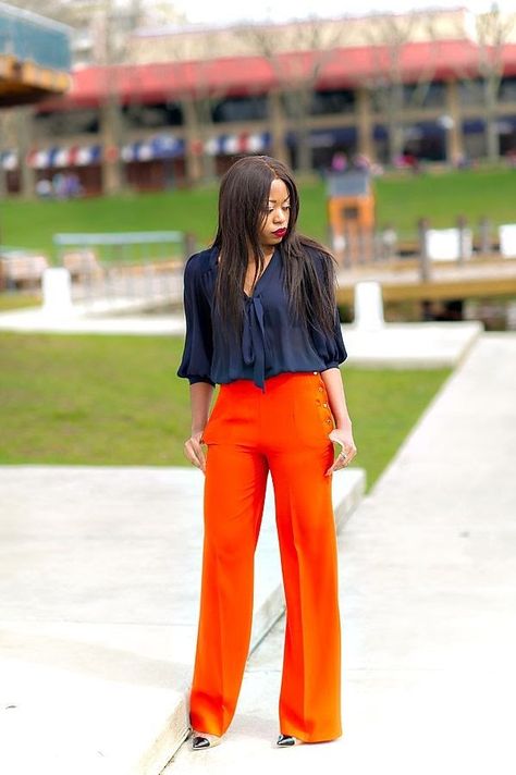 Work style: color blend Black Cocktail Outfit, Orange Pants Outfit, Classy Work Attire, Jadore Fashion, Orange Pumps, Orange Pants, Fashion Journals, Smart Outfit, Work Style