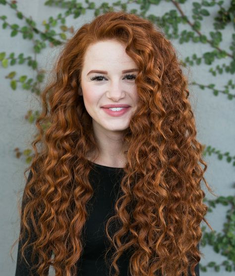 madelaine petsch curly red hair new book 10 Curly Red Hair, Red Hair Model, Red Curly Hair, Curls Hair, Madelaine Petsch, Hair Red, Redhead Beauty, Trendy Hair, Red Hair Color