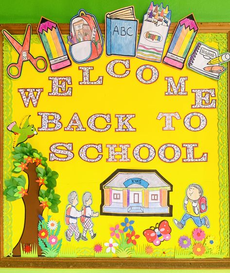 Welcome Back To School (T. Lulu) Welcome Chart For School Decoration, Welcome Back To School Chart Ideas, Welcome Back To School Board Ideas, Welcome Chart For Classroom, Welcome Back To School Board Decoration, Welcome Board For Classroom, School Welcome Board Ideas, Welcome Back To School Chart, Welcome Board For Kindergarten