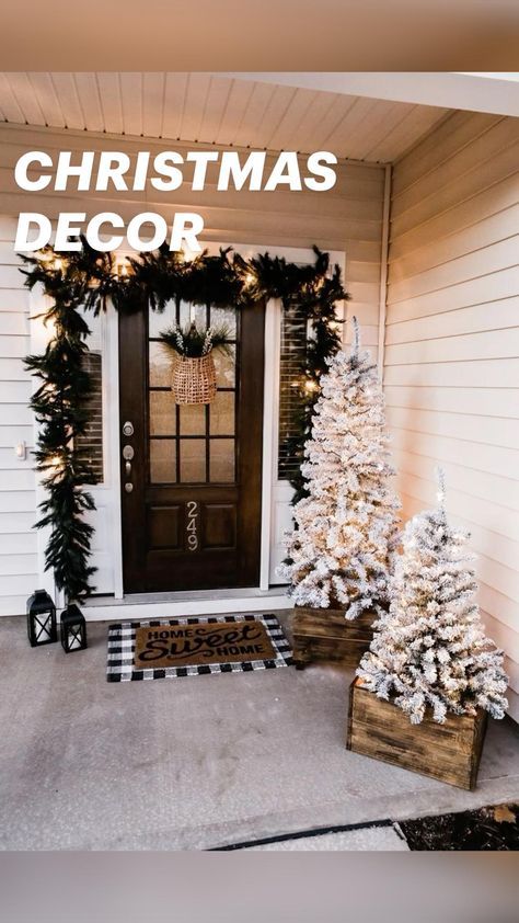 Christmas Decorations Minimalist, Christmas Decor Trends, Pencil Christmas Tree, Christmas Porch Decor, White Christmas Trees, Christmas Tree Garland, Christmas Tree Ideas, Christmas Decorations For The Home, Rustic Christmas Tree