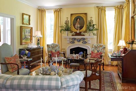 Tudor Cottage, French Country Living, Southern Cottage, English Country Decor, French Country Living Room, English Decor, Cottage Furniture, Traditional Interior Design, Country Living Room