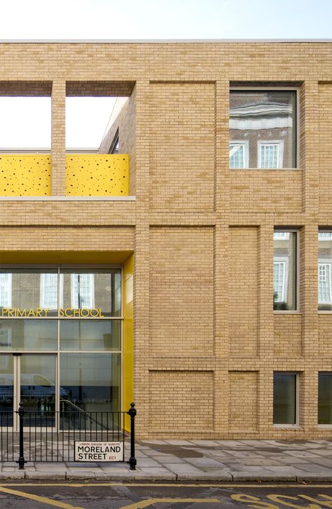 Moreland School gets shortlisted for a Brick Award - HaverstockHaverstock Brick School Architecture, Elementary School Architecture, Bricks Architecture, Building Cladding, Brick Extension, Brown Tile, Renovation Architecture, Brick Cladding, Yellow Tile