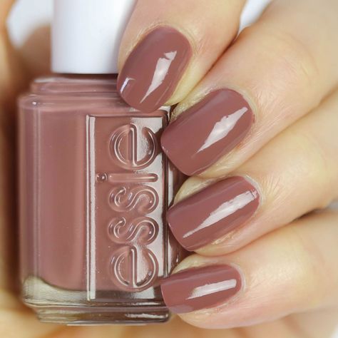 Essie Clothing Optional, Nails Essie, Nude Nail Polish, Nude Nail, Clothing Optional, Braut Make-up, Essie Nail Polish, Popular Nails, Essie Nail