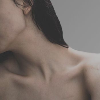 Lấy = Follow #Mưa Women Body, Head And Neck, Photography Women, Photography, Hair