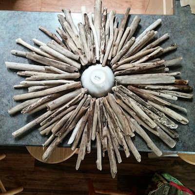 Diy Driftwood, Driftwood Wreath, Wood Wreath, Wreath Diy, 3d Puzzles, Joann Fabrics, Beach Art, Some Ideas, Diy Wreath