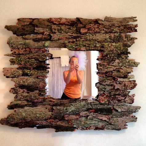 Home DIY tree bark mirror, Rustic Tree Bark Crafts, Bark Idea, Bark Crafts, Spiegel Diy, Birch Bark Crafts, Rustic Wood Crafts, Wood Bark, Diy Tree, Diy And Crafts Sewing