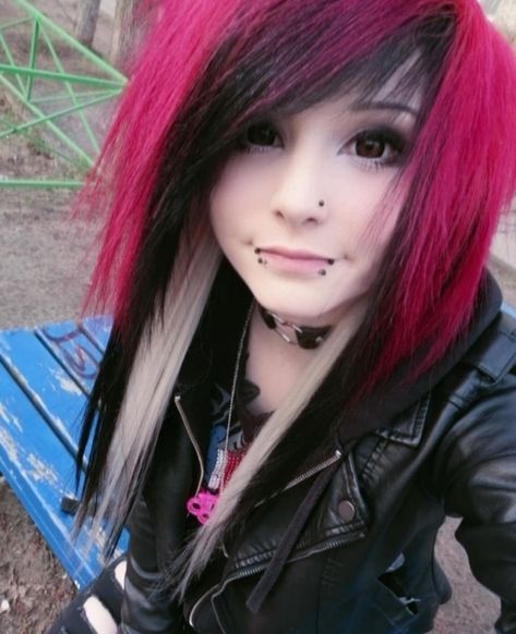 Scene Emo Fashion, Emo Princess, Scene Makeup, Emo Scene Hair, Scene Queens, Scene Outfits, Emo Hair, Cute Emo, Scene Girls