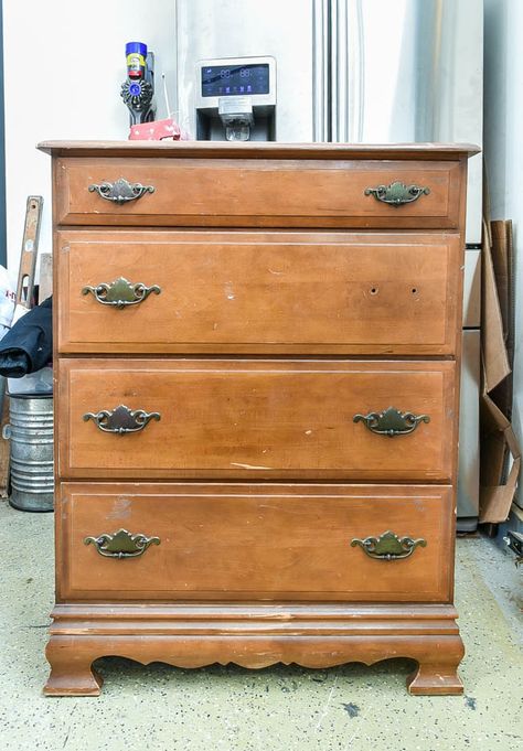 Transform and modernize a dated 80's dresser into the perfect distressed chest! #paintedfurniture #furnituremakeover #diyfurniture #milkpaint #generalfinishes #distressedfurniture #bluefurniture #thriftymakeover 80s Dresser Makeover, Wood Dresser Diy, Milk Paint Dresser, Refinished Dresser Diy, Orange Dresser, Dresser Flips, Chest Of Drawers Makeover, Maple Furniture, Dollar Diy