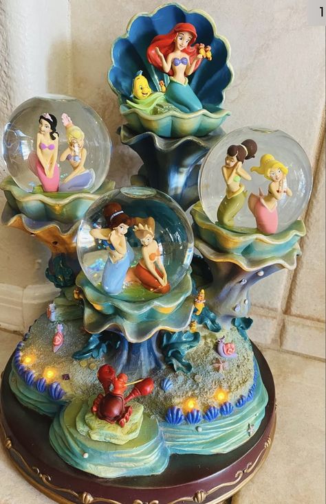 Disney Princess Figurines, Disney Snowglobes, Disney Room Decor, Disney Room, Disney Figures, Disney Rooms, Disney Merch, Disney Home Decor, Disney Ornaments