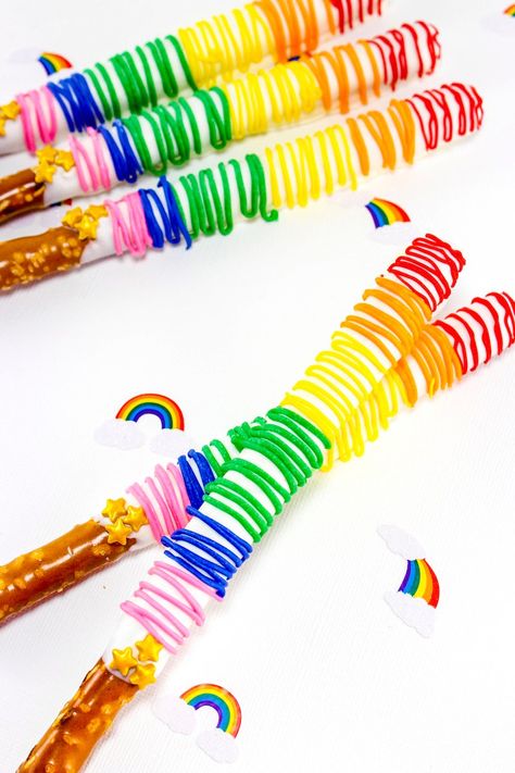 Cocomelon Pretzel Sticks, Rainbow Pretzel Sticks, Cocomelon Treats, Cocomelon Birthday Party Ideas, Cocomelon 2, The Color Factory, Cocomelon Birthday Party, Rainbow Jello, Unicorn Food