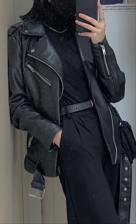 Goth Leather Jacket Outfit, Clean Goth Aesthetic Outfits, Corporate Goth Aesthetic, Goth Academia Aesthetic, Corp Goth Outfits, Clean Goth Aesthetic, Classy Goth Aesthetic, Office Grunge, Business Goth