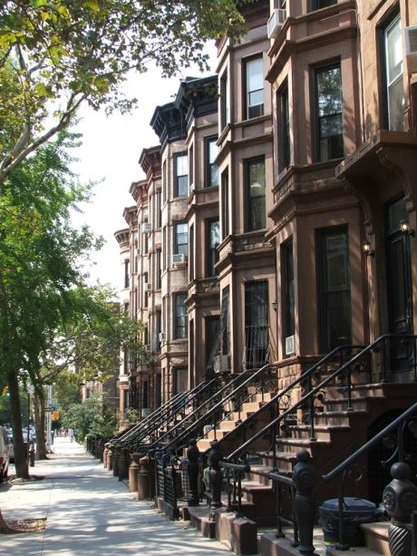 Brooklyn and Staten Island, New York City -  Dutch ancestors (1660's), English ancestors (early 1700's) and Scottish ancestors (early 1800's) settled in Brooklyn and Staten Island - my mom, grandmother and great-grandmother grew up in brownstones. Kota New York, Brooklyn Brownstone, Voyage New York, Row Houses, Real Estat, Paris Jackson, Upper West Side, The Windy City, Concrete Jungle