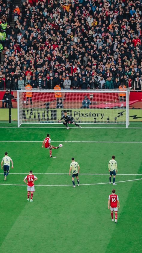 Football Penalty, Arsenal Wallpaper, Arsenal Goal, Football Celebrations, Football Clips, Arsenal Wallpapers, Club Wallpaper, Gabriel Jesus, Penalty Kick