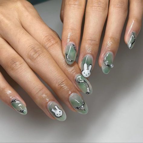 By @nailsbycindyxo Jade Nails Short, Travel Nails, Jade Nails, Short Almond Nails, Olive And June, Daily Nail, Casual Nails, Minimalist Nails, Nail Art Ideas