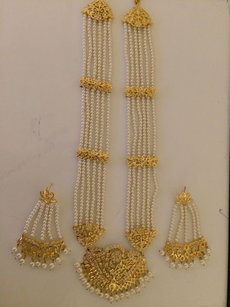 Pearl Rani Haar, Rani Har, Gold Har, Hyderabadi Jewelry, Dhoti Saree, White Pearl Jewelry, Rani Haar, Bridal Jewelery, Choker Necklace Designs