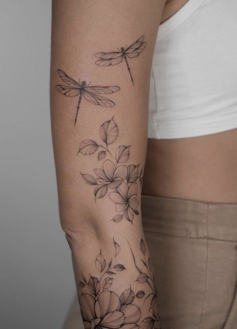 Unique Insect Tattoo, Dragonfly Sleeve Tattoo, Dragonfly Floral Tattoo, Abstract Dragonfly Tattoo, Butterfly And Hummingbird Tattoo, Delicate Sleeve Tattoo For Women, Insect Tattoo Design, Dragonfly Tattoo Design With Flowers, Around Arm Tattoo