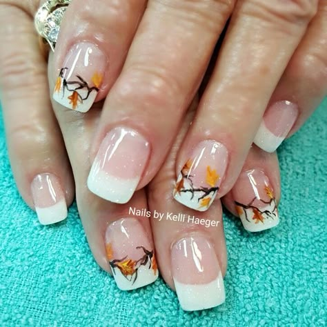 Fall Nails Simple Fall Nails, French Tip Nail Designs, Fall Gel Nails, Fall Nail Art Designs, October Nails, Basic Nails, French Nail Designs, Tip Nails, Thanksgiving Nails