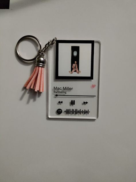 Mac Miller Gift Ideas, Spotify Keychain, Catwalk Makeup, Mac Miller, Music Mood, Keychain Set, Diy Art, Keychains, Etsy Seller