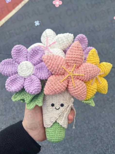 Introducing the **JellyCat Amuseable Bouquet Crochet Patterns** - the perfect way to craft a delightful handmade bouquet! 🌸 This **crochet pattern set** allows you to create your very own **Amigurumi JellyCat Amuseable Bouquet featuring a selection of vibrant, stuffed flowers. Each flower is carefully designed to capture the charm and whimsy of JellyCat's Amuseables collection, making it an ideal project for crochet enthusiasts. Whether you're looking to make a unique gift for a loved one or wa Jellycat Crochet Pattern, Jellycat Crochet, Crochet Jellycat, Jellycat Amuseable, Crochet Charms, Bouquet Crochet, Handmade Bouquet, Handmade Bouquets, Crochet Bouquet