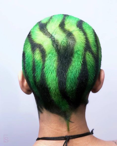 Faceclaim Male, Green Hair Color Ideas, Green Hair Men, Disconnected Haircut, Curly Men, Guy Haircuts, Haircut Mens, Haircuts Asian, Haircuts 2020