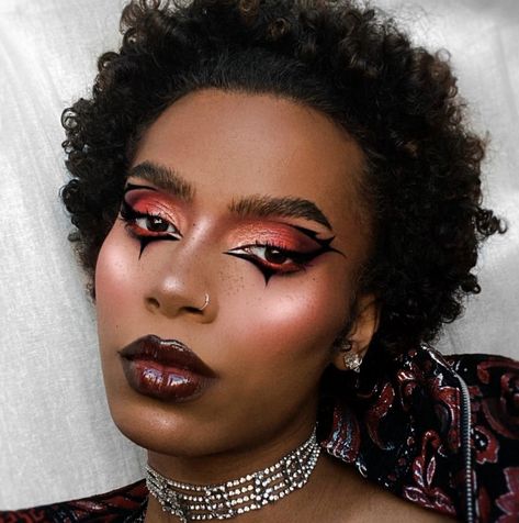 Dark Red Makeup Looks, Rockstar Makeup Ideas, Anti Valentines Day Makeup, Red And Black Makeup Looks, Colorguard Makeup, Red Goth Makeup, Rock Concert Makeup, Red And Black Makeup, Rock Star Makeup