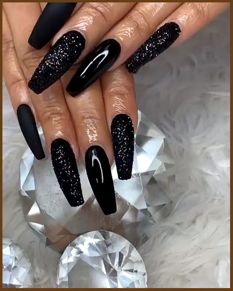 Black Sparkle Nails Acrylic, Sparkle Nails Acrylic, Black Sparkle Nails, Black Nails With Glitter, Nails With Glitter, Black Acrylic Nails, Grunge Nails, Sparkle Nails, Black Sparkle