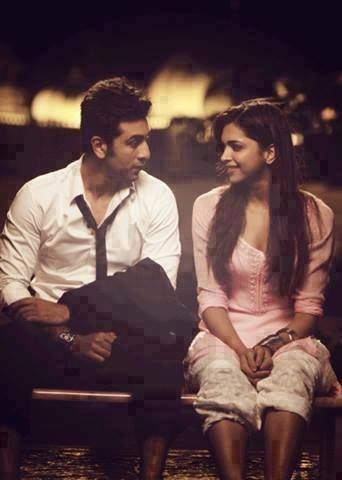 Ranbeer Deepika Ye Jawani Hai Deewani, Yjhd Quotes, Yeh Jawani Hai Deewani, Ranbir Kapoor Deepika Padukone, Peaceful Love, Yeh Jawaani Hai Deewani, Bollywood Wallpaper, Bollywood Love, Beauty And The Beast Movie