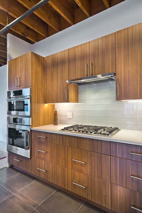 Contemporary Vertical Grain Kitchen Cabinets - Crystal Cabinets Wood Grain Kitchen Cabinets Modern, Whitewash Kitchen Cabinets, Gray Kitchen Countertops, Bamboo Kitchen Cabinets, Crystal Cabinets, Contemporary Kitchen Decor, Laminate Kitchen Cabinets, Bold Kitchen, Bamboo Kitchen