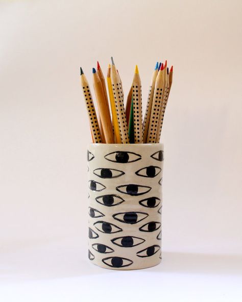 ceramic pencil holder Ceramic Pencil Holder, Eye Ceramic, Ceramic Pencil, Hand Carved Rubber, Chaise Vintage, Pencil Holder, Smart Phone, Ceramic Sculpture, Rubber Stamp