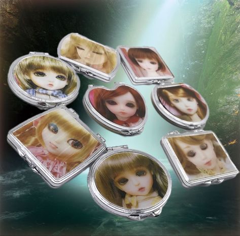 Doll Parts, Compact Mirror, Just Girly Things, Blythe Dolls, Girly Things, Childhood Memories, Mood Board, Hello Kitty, Figurines