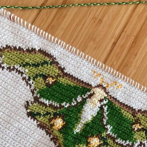 Aidan on Instagram: "Today I’m thinking about this Luna Moth tapestry that I made back in March 🐛 I love color work and more than that I love projects that use up all my scraps! With all the color changes, this project is a really great way to practice color work. If you want to try making one yourself, the pattern is available for free on my blog! The final tapestry measures about 18”x16” without the fringe, so she’s definitely a big girl. #crochet #bugart #lunamoth #crochettapestry #croche Crochet Butterfly Tapestry, Moth Tapestry, Moth Crochet, Love Projects, Butterfly Tapestry, Fiber Crafts, Diy Textiles, Bug Art, Crochet Cow