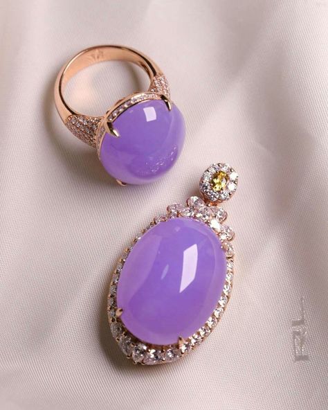 Pearl Jewellry, A Few Hours Later, Jadeite Ring, Purple Jade, Magical Jewelry, India Jewelry, Jade Jewelry, Vintage Jewels, Fantasy Jewelry