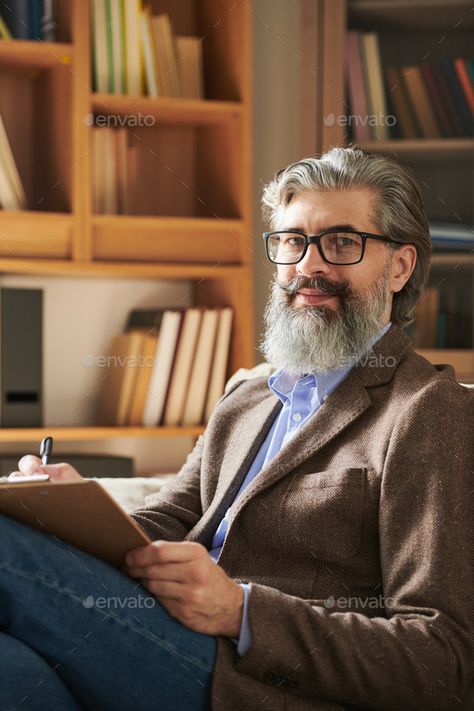 Male Psychologist Aesthetic, Academic Headshots, Psychologist Portrait, Successful Psychologist, Psychologist Photoshoot, Psychologist Photography, Male Psychologist, Therapist Photoshoot, Male Therapist