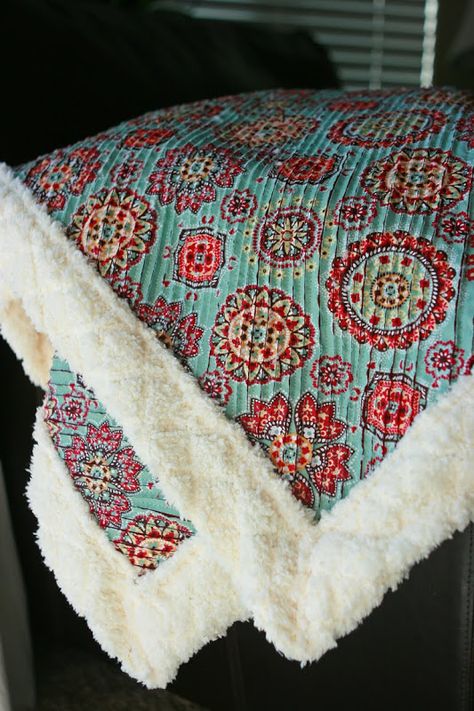 Chenille Baby Quilt, Chenille Baby Blanket, Faux Chenille, Softest Blanket, Chenille Quilt, Chenille Crafts, Rag Quilt Patterns, Blanket Tutorial, Chenille Blanket