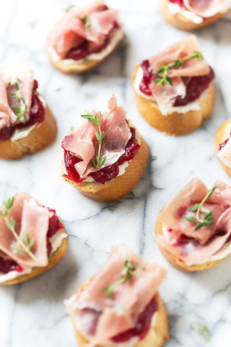 Cranberry & Prosciutto Crostini Prosciutto Crostini, Thanksgiving Appetizers Easy, Crostini Appetizers, Thanksgiving Appetizer, Thanksgiving Appetizer Recipes, Fall Appetizers, Strawberry Salad, Appetizer Bites, Thanksgiving Appetizers