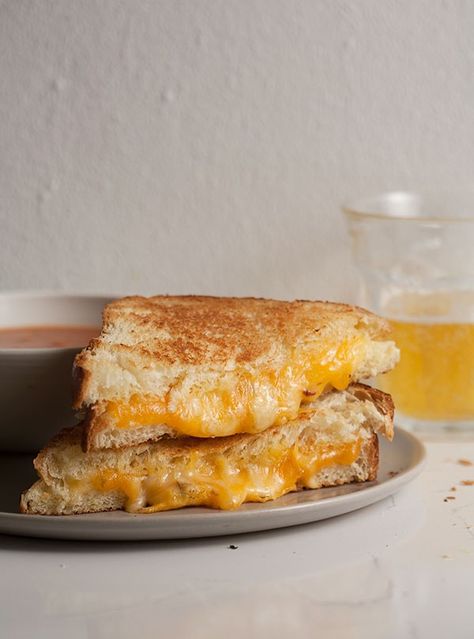 How to Make a Fancy-Ass Grilled Cheese - A Cozy Kitchen Brioche Grilled Cheese, Fancy Grilled Cheese, Food Strawberry, Grilled Cheese Sandwiches, Burgers Sandwiches, Cheese Sandwich, Grilled Cheese Sandwich, Food Dessert, Cheese Sandwiches