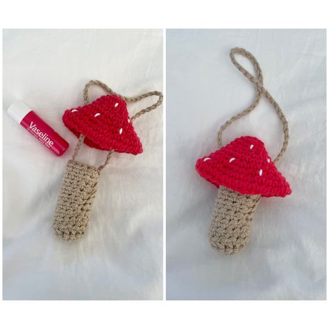 Mushroom Charm Crochet, Crochet Bag Pouch Charms, Crochet Bag Charm Pouch, Mushroom Pouch Crochet, Mini Pouch Crochet, Mushroom Bag Crochet, Mushroom Pouch, Crochet Mini Pouch, Trending Bags