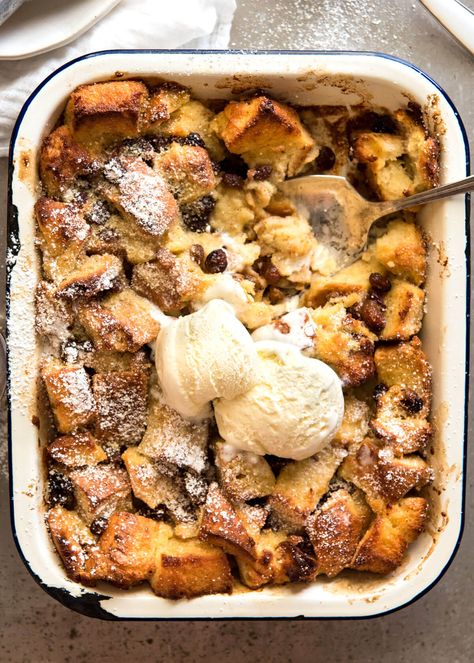 Classic Bread and Butter Pudding, buttery and golden on top and custardy on the inside. Comfort food! www.recipetineats.com Raclette Originale, Galette Des Rois Recipe, English Desserts, Bar Cake, Butter Pudding, British Desserts, Hershey Candy, Comfort Desserts, Recipetin Eats